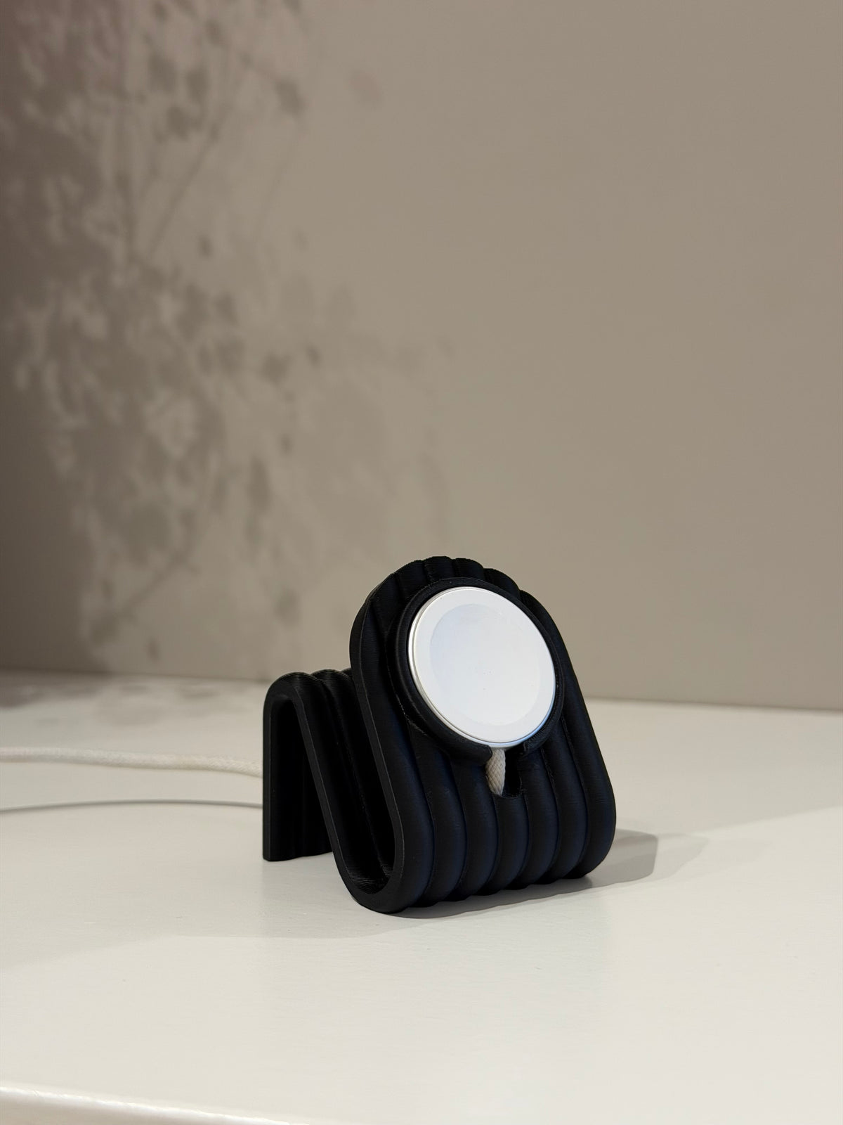 Apple Watch Charging Stand – Sleek Black Bedside Dock