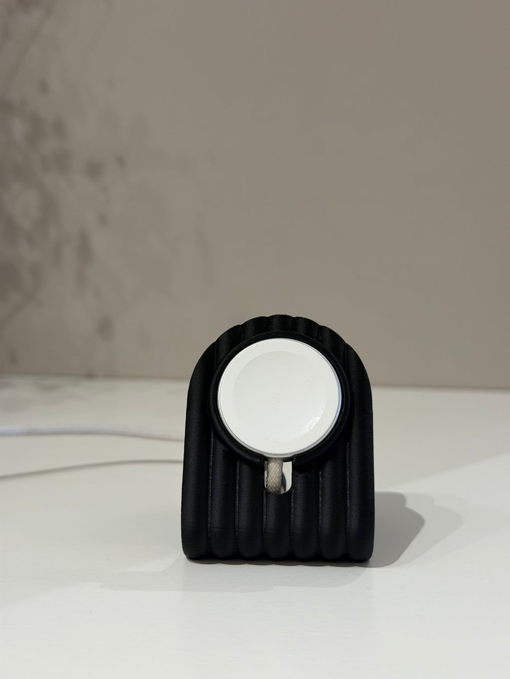 Apple Watch Charging Stand – Sleek Black Bedside Dock